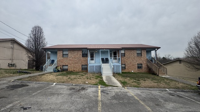 Ridgecrest Circle - 123 B